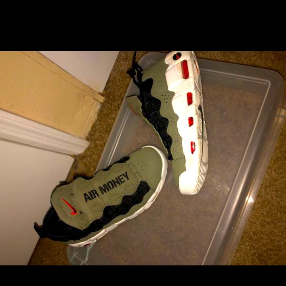 Nike air more money’s